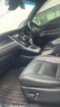 TOYOTA HARRIER 2017MODEL SUNROOF image 7
