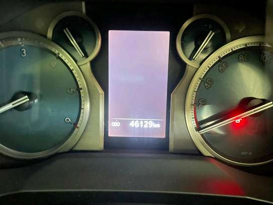 TOYOTA LANDCRUISER PRADO TX DIESEL 2020MODEL SUNROOF image 6