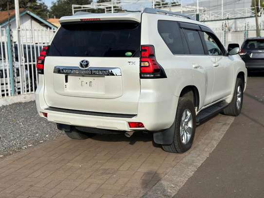 Make Toyota Land cruiser Prado TX White 2019 model. image 6