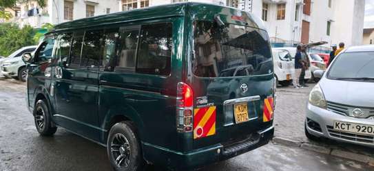 TOYOTA HIACE 9L AUTO PETROL 2015model image 8