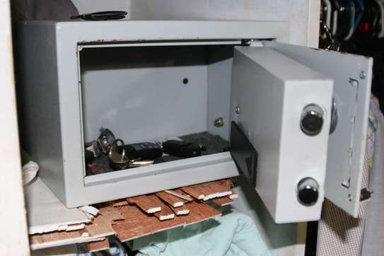 Safe Opening Services Nairobi | Locksmith & Safe Repair image 6