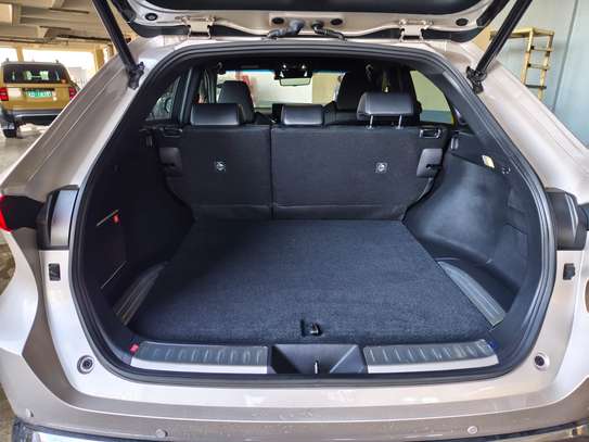 TOYOTA HARRIER 2019 2500CC PETROL HYBRID Z 94,000 KMS image 7