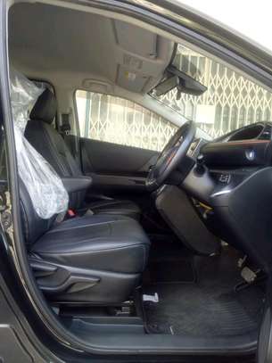 Toyota Sienta hybrid black 2018 XD-L image 12