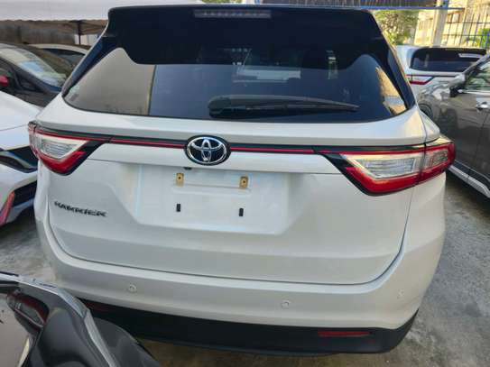 TOYOTA HARRIER WITH BROWN INTRERIOR 2019 image 7