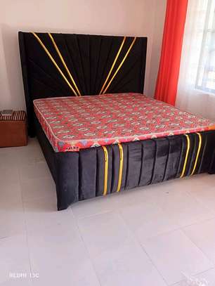 MODERN CHESTER BED 30-34K image 13