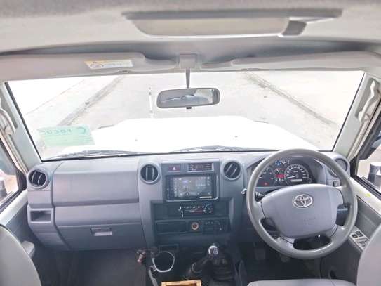 TOYOTA LAND CRUISER,V8, 79 SERIES( WE ACCEPT HIRE PURCHASE) image 9