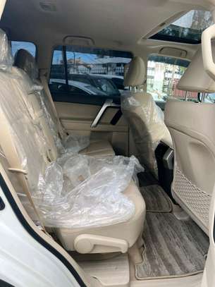 TOYOTA LANDCRUISER PRADO TX.L 2020MODEL SUNROOF PETROL image 6