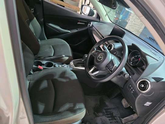 MAZDA 2,2020,FULLY LOADED image 6