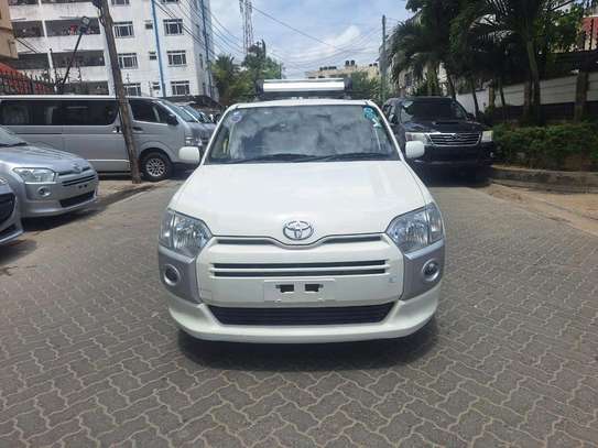 Toyota succeed ulx package image 5