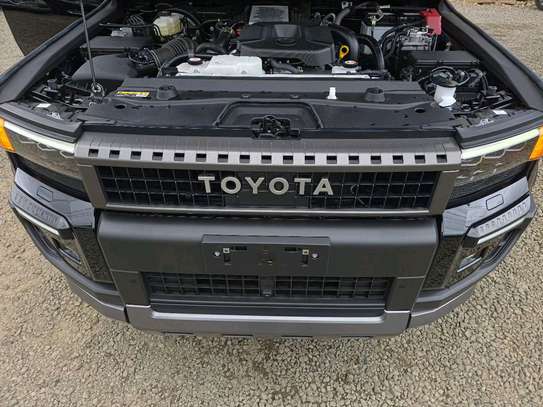 2024 Toyota land cruiser Prado j250 image 6