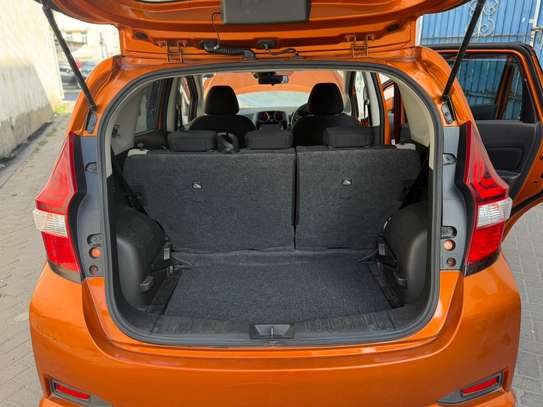 Nissan Note image 10