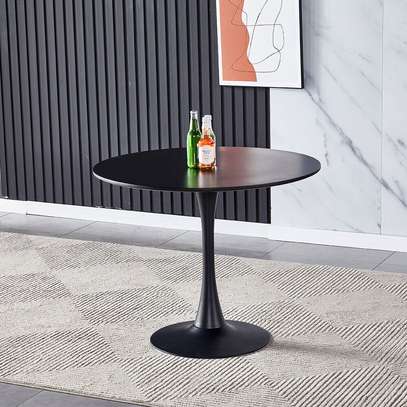 Dining Tables:Black Round Dining Table  In  Nyakoe image 2