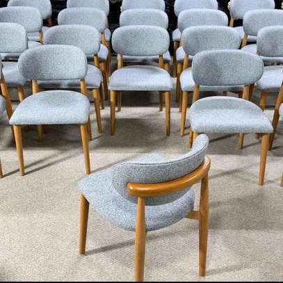 Modern restaurant chairs image 2