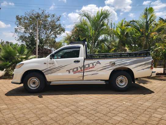 TOYOTA HILUX SINGLE CAB MANUAL.. image 10