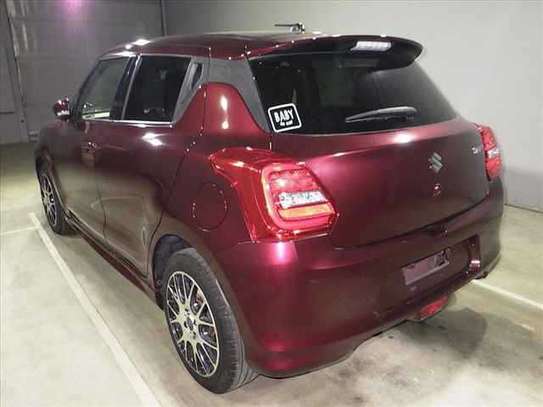 2019 SUZUKI SWIFT XR LIMITED image 3