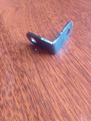 corner braces image 2
