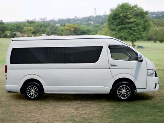 Toyota grand hiace 16 seater image 4