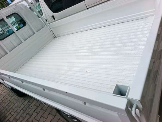 Mazda bongo track image 4