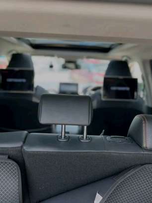 Toyota Rav4 adventure 2020 image 3