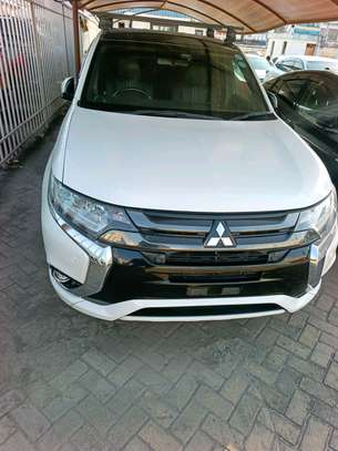 Mitsubishi outlander hybrid sunroof image 8