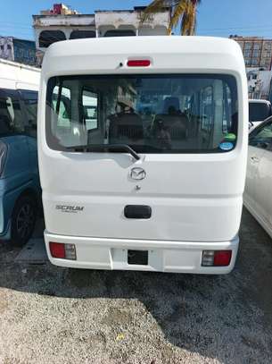 Mazda scrum van image 9