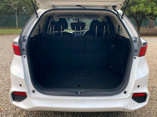 Honda fit shuttle hybrid white color fully loaded 2019 model image 9