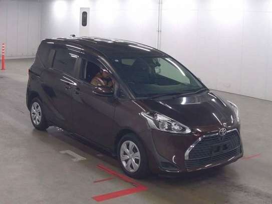 2019 TOYOTA SIENTA FANBASE G image 4