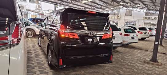 Toyota Vellfire Executive Grade sunroof 2018 image 4