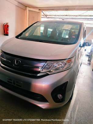 Honda Stepwagon 2018 silver image 10