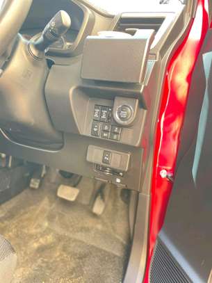 TOYOTA TANK 1000CC 2019MODEL image 7