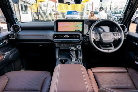 2024 Toyota landcruiser Prado  j250 ZX image 5