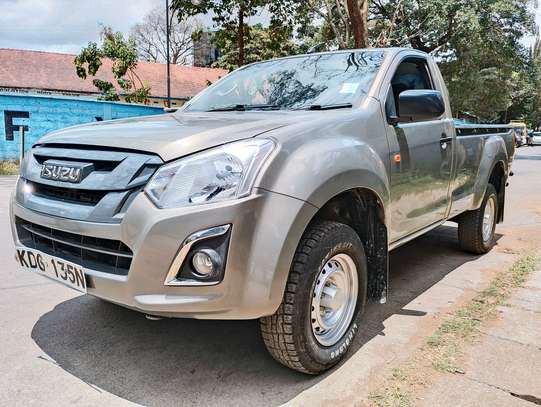 ISUZU D-MAX SINGLE CAB MANUAL LOCALLY ASSEMBLED image 4