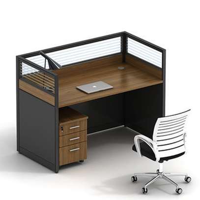 Office Workstation : 1 Way Office  Workstation In Bomet image 3