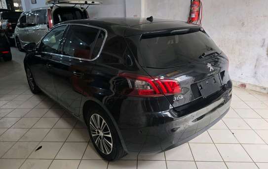 Peugeot 308 image 10