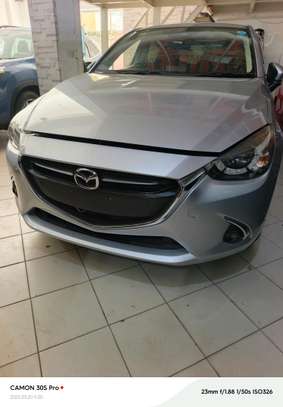 Mazda Demio XDL diesel image 2