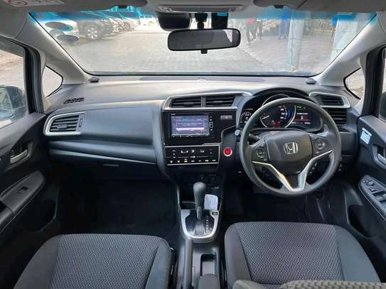 Honda Fit non hybrid image 7