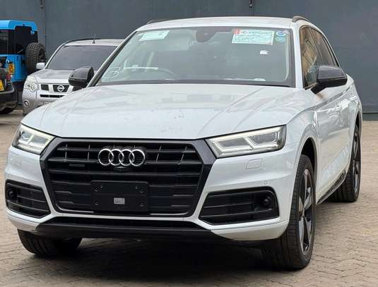 Audi Q5 Quattro S-Line White 2017 image 2