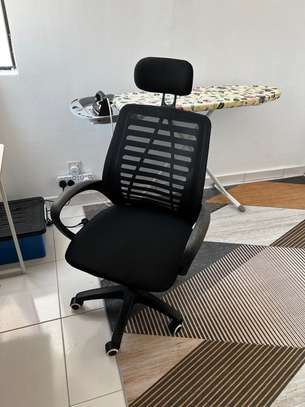 Office Chair; Fancy Ergonomic Headrest Office Chair image 6