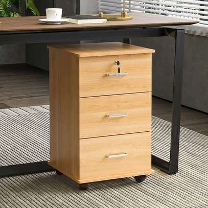 Mobile 3-Drawer Pedestal Cabinet image 10