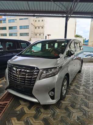 Toyota Alphard 2018 Silver image 8