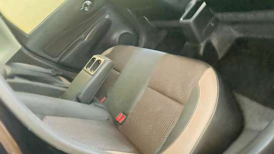 Nissan note Medalist e power 2019model image 9