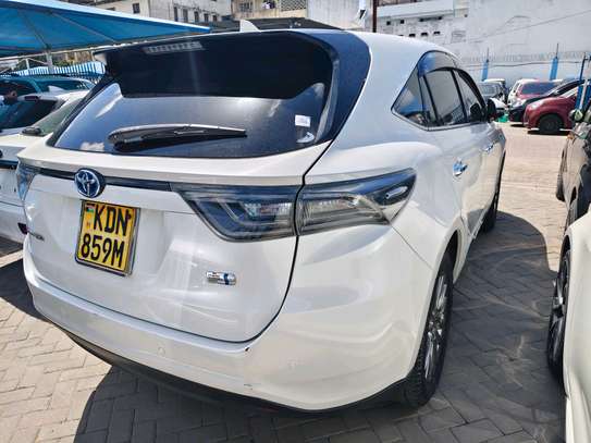 TOYOTA HARRIER HYBRID,YEAR 2016,2WD image 4