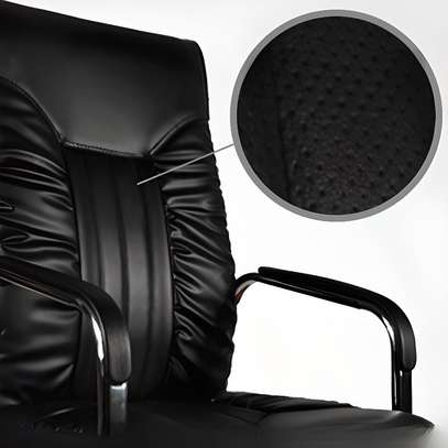 Office Chair: Chrome Leather Visitor's Office Chair image 2