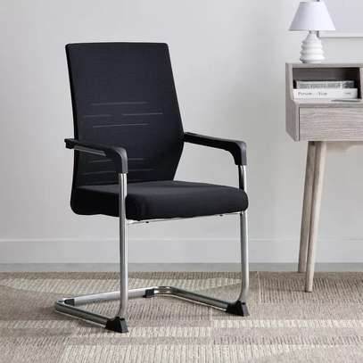 Ergonomic Mesh Visitor Chair image 2