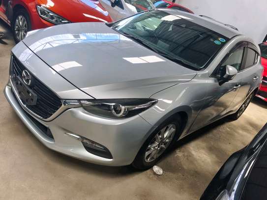 MAZDA AXELA image 2