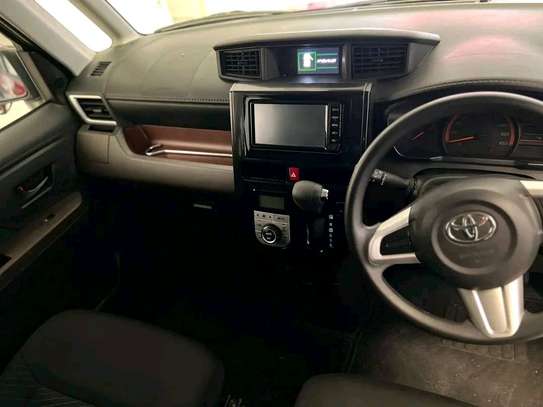 Toyota tank image 8