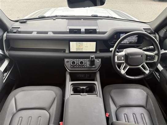 2020 LAND ROVER DEFENDER 110SE 4WD image 4