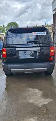 Land Cruiser J250 image 6