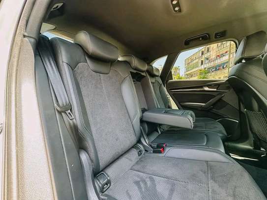 Audi SQ5 S-line white 2018 image 8