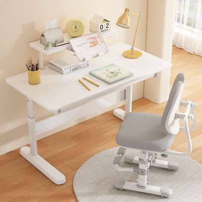 Ergonomic Height Adjustable Office Desk image 3